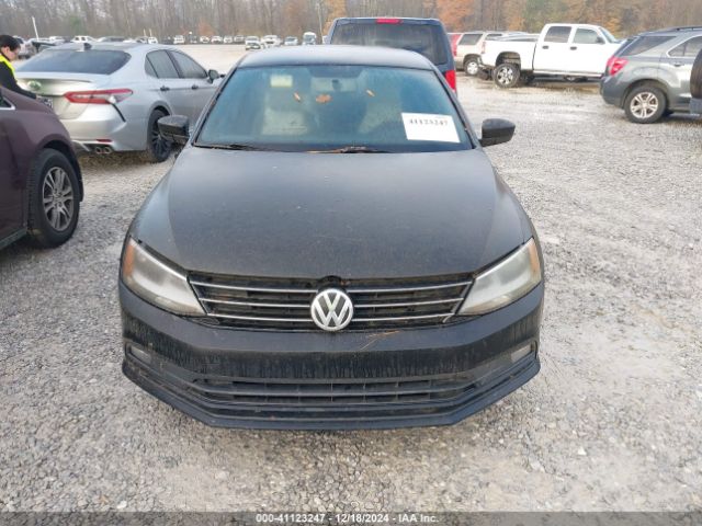 3VWD17AJ3GM411363 Volkswagen Jetta 1.8t Sport