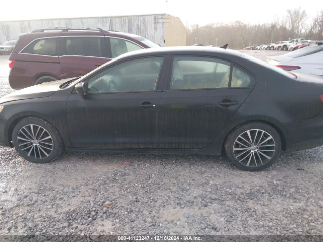 3VWD17AJ3GM411363 Volkswagen Jetta 1.8t Sport