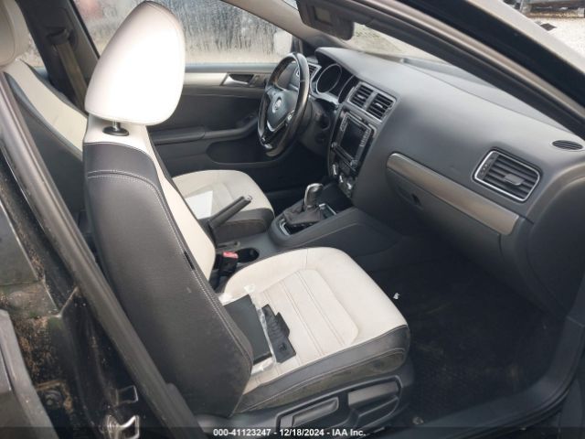3VWD17AJ3GM411363 Volkswagen Jetta 1.8t Sport