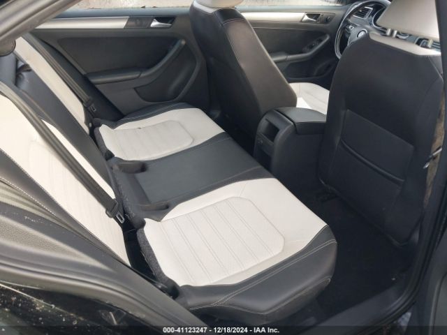3VWD17AJ3GM411363 Volkswagen Jetta 1.8t Sport