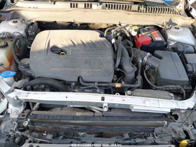 1FA6P0HD1E5403191 Ford FUSION SE