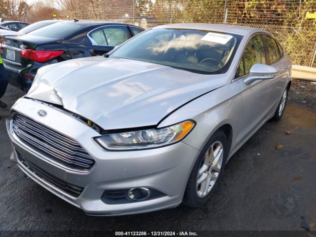 1FA6P0HD1E5403191 Ford FUSION SE