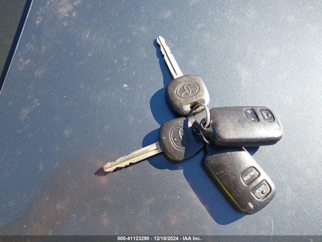 Toyota COROLLA L 2016 5YFBURHE0GP563597 Image 11