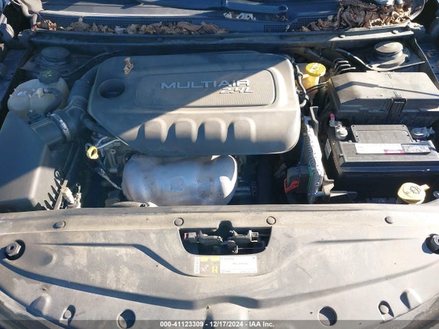 Chrysler 200 S 2015 1C3CCCBB3FN684210 Image 10