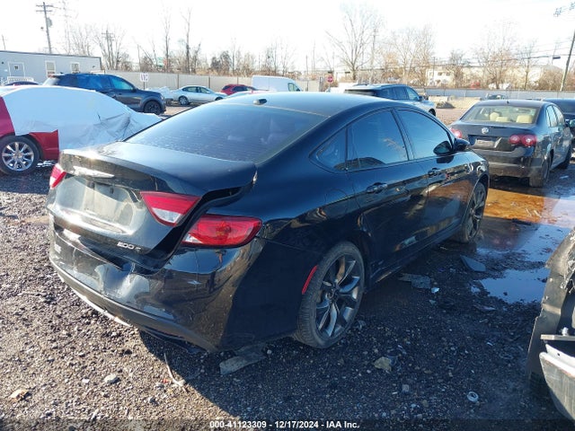 Chrysler 200 S 2015 1C3CCCBB3FN684210 Image 4