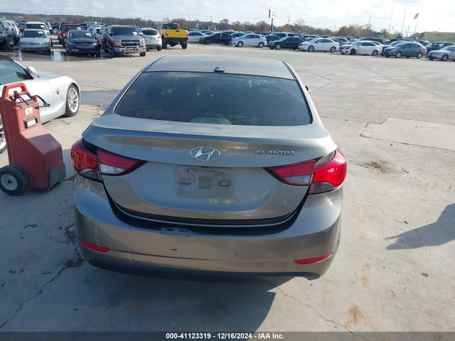 Hyundai ELANTRA SE 2016 5NPDH4AE8GH752344 Image 17