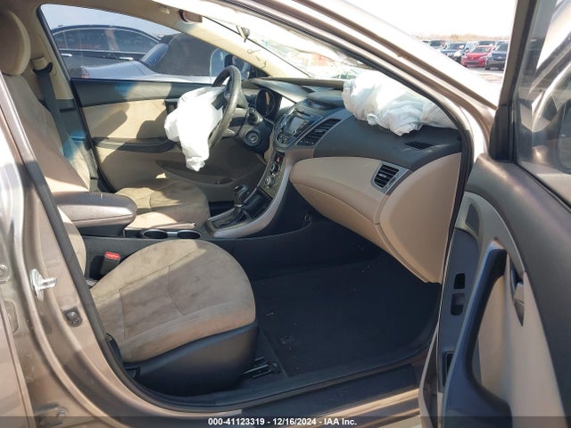 Hyundai ELANTRA SE 2016 5NPDH4AE8GH752344 Image 5