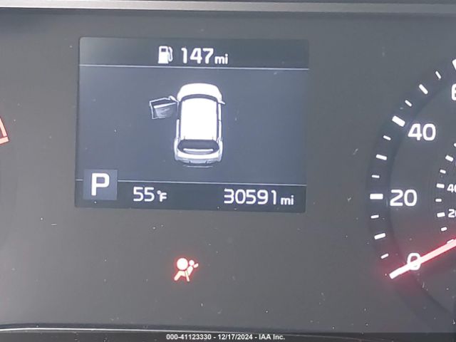 KNDJ23AU1N7164275 KIA Soul X-line