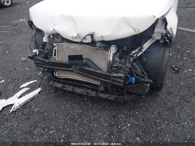 KNDJ23AU1N7164275 KIA Soul X-line