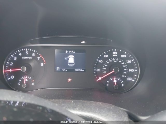 KNDJ23AU1N7164275 KIA Soul X-line