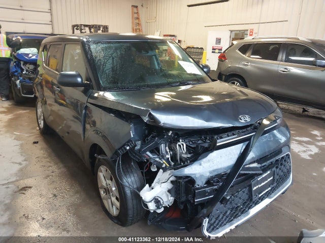 KIA SOUL S 2021 KNDJ23AUXM7767238 Image 1