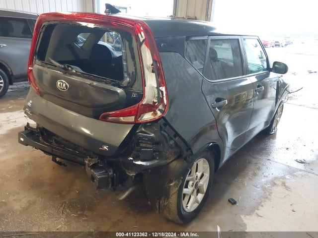 KIA SOUL S 2021 KNDJ23AUXM7767238 Image 4