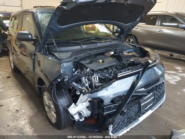 KIA SOUL S 2021 KNDJ23AUXM7767238 Image 6