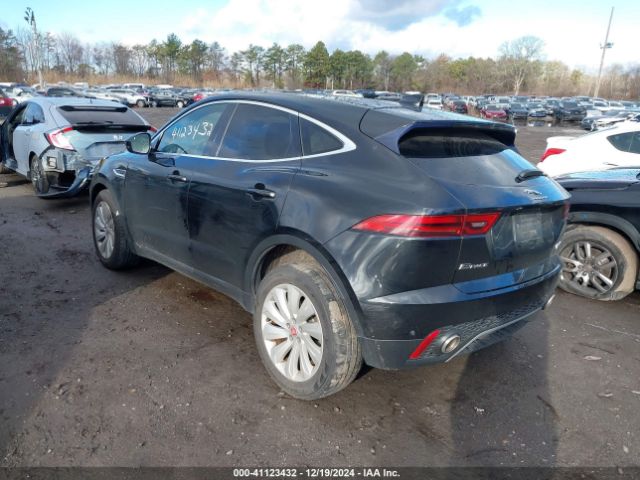 2018 JAGUAR E-PACE SADFP2FX6J1Z32726 Photo 2