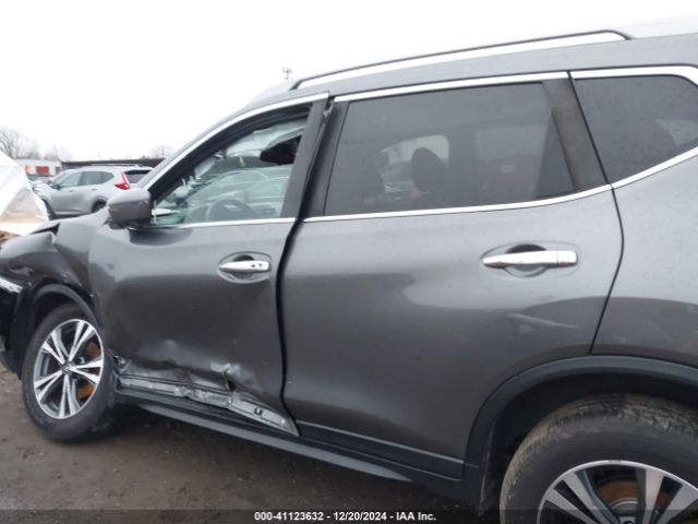 5N1AT2MV2KC772011 Nissan ROGUE SV