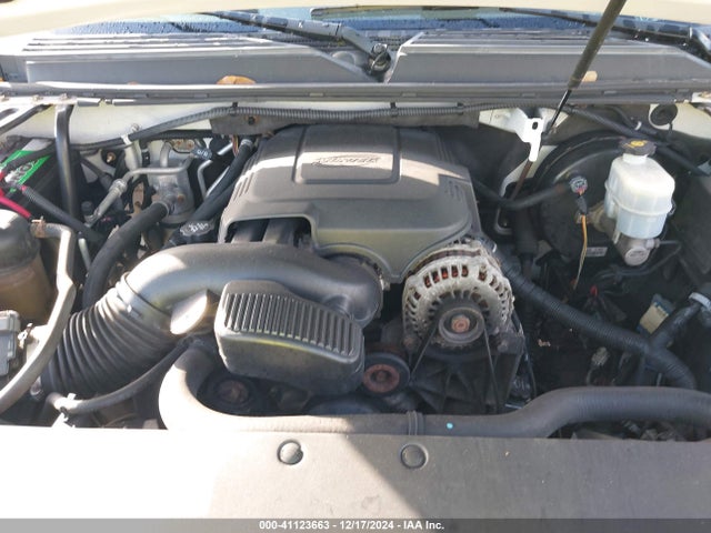2011 CADILLAC ESCALADE ESV 1GYS4HEF4BR164305 Photo 9