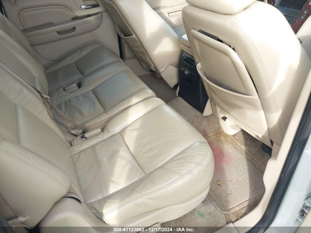 2011 CADILLAC ESCALADE ESV 1GYS4HEF4BR164305 Photo 7