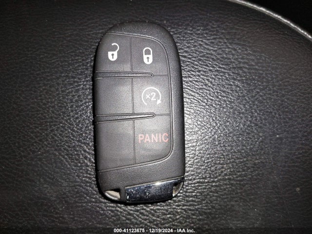 3C4NJDBBXKT842651 Jeep Compass Altitude 4x4