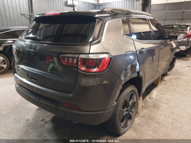 3C4NJDBBXKT842651 Jeep Compass Altitude 4x4
