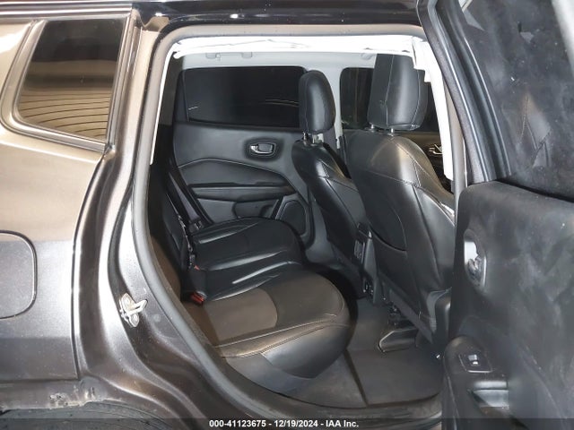 3C4NJDBBXKT842651 Jeep Compass Altitude 4x4