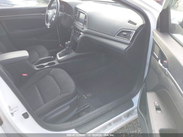5NPD84LF2JH303139 Hyundai Elantra Value Edition