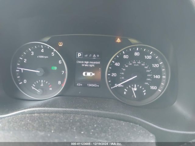 5NPD84LF2JH303139 Hyundai Elantra Value Edition