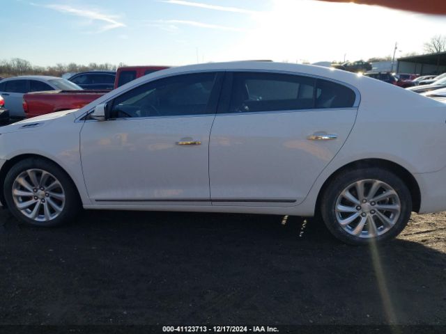 1G4GB5G38GF185990 Buick Lacrosse Leather
