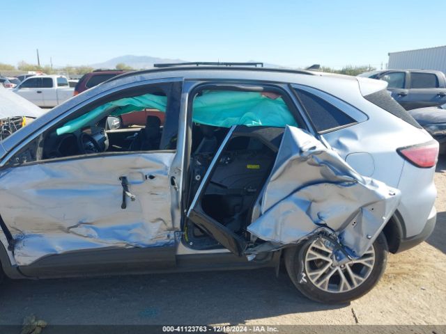 1FMCU0H64NUB34712 Ford ESCAPE SEL