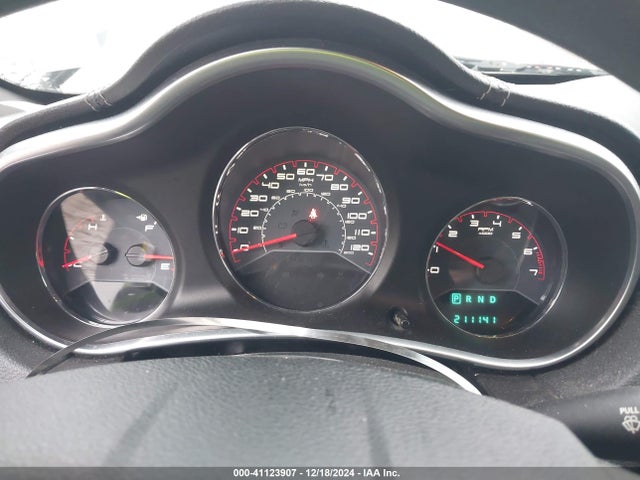 1C3CDZAB0EN228004 Dodge AVENGER SE