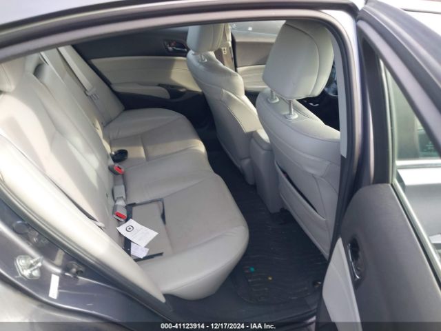 19UDE2F78HA009670 Acura Ilx Premium Package/technology Plus Package