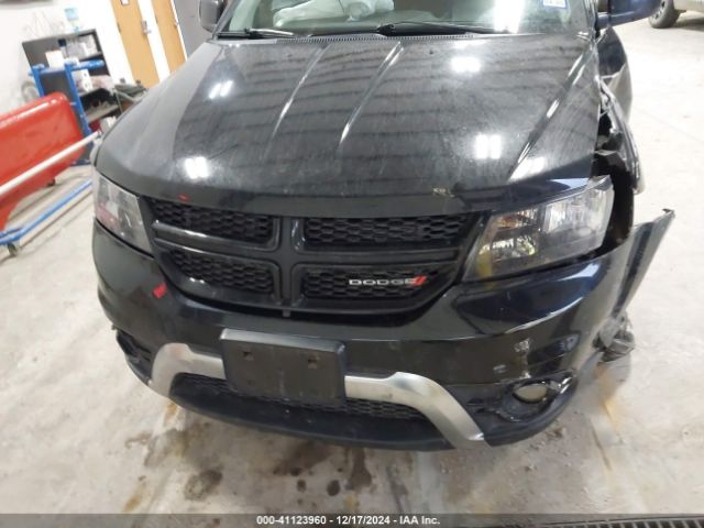 3C4PDCGB3KT861111 Dodge Journey Crossroad