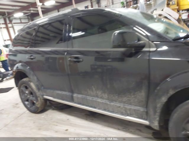 3C4PDCGB3KT861111 Dodge Journey Crossroad