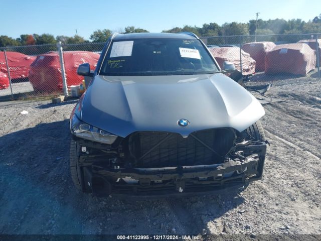 5UX13EU09R9S32851 BMW X5 Sdrive40i
