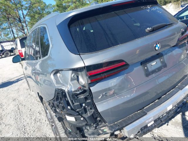 5UX13EU09R9S32851 BMW X5 Sdrive40i