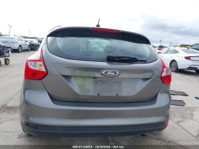 1FADP3N24EL274922 Ford Focus Titanium