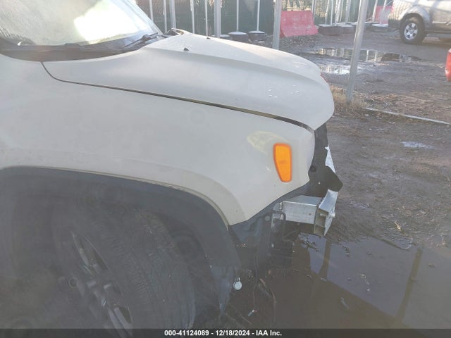 ZACCJBBT2GPD99477 Jeep Renegade 75th Anniversary