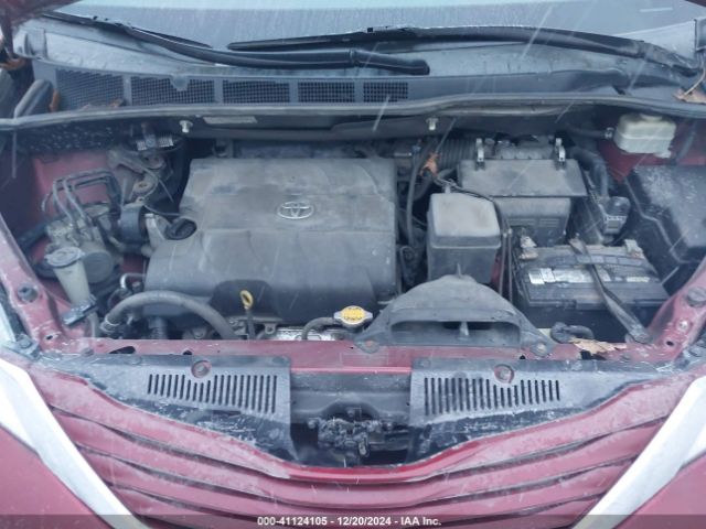 5TDJK3DC8FS118050 Toyota Sienna Le 7 Passenger