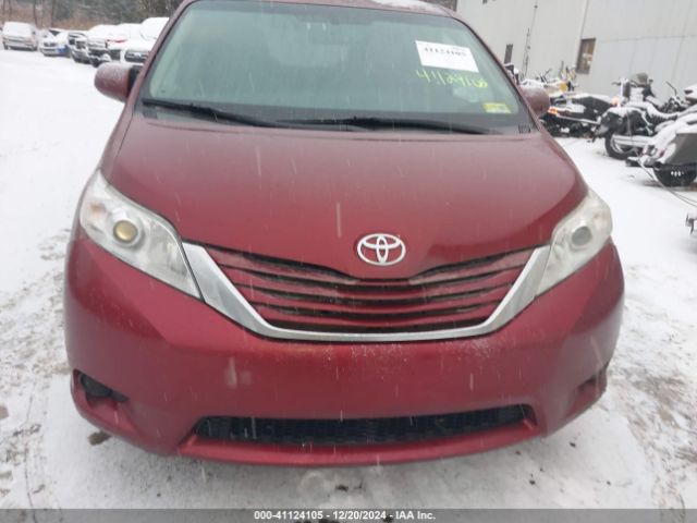 5TDJK3DC8FS118050 Toyota Sienna Le 7 Passenger