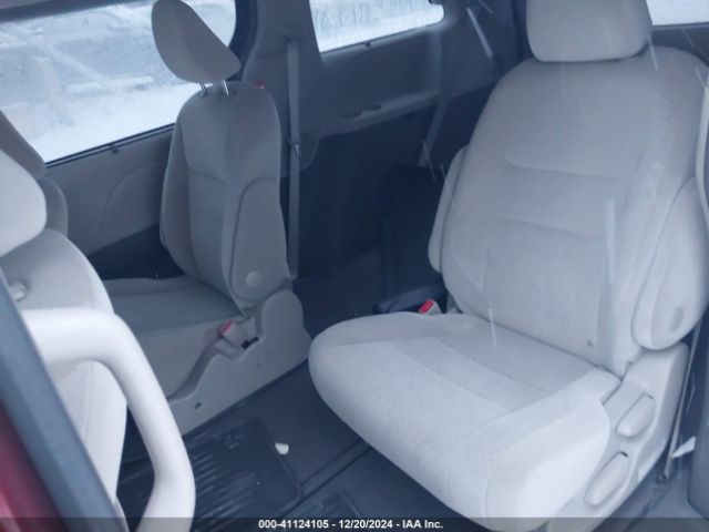 5TDJK3DC8FS118050 Toyota Sienna Le 7 Passenger