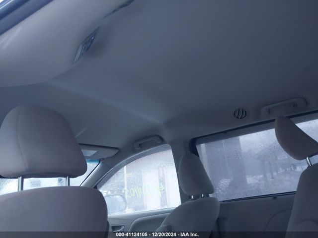 5TDJK3DC8FS118050 Toyota Sienna Le 7 Passenger
