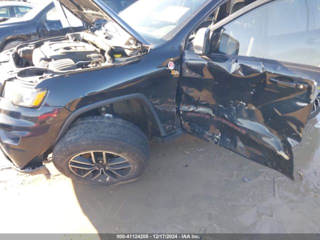 1C4RJFLG6KC640067 Jeep Grand Cherokee Trailhawk 4x4