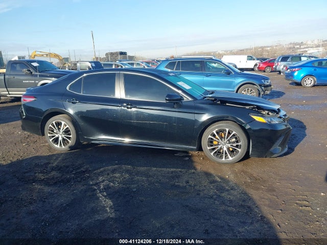Toyota CAMRY SE 2018 4T1B11HK6JU551248 Image 13