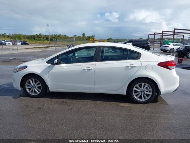 3KPFL4A79HE108608 KIA FORTE S