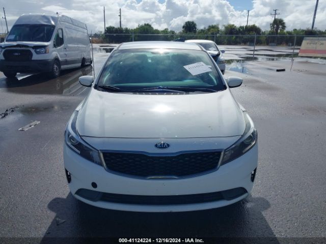 3KPFL4A79HE108608 KIA FORTE S