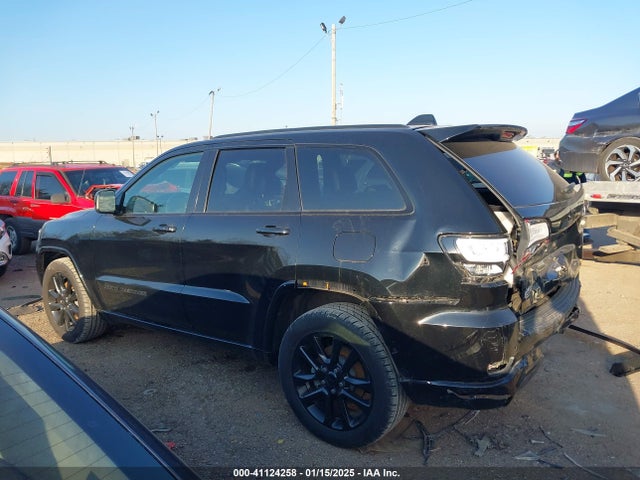 1C4RJFAG5MC632273 Jeep Grand Cherokee Laredo X 4x4