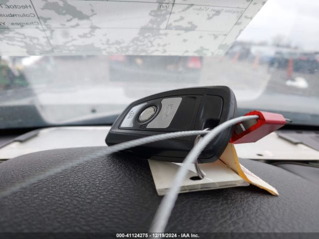 WBA3A5C57FF609300 BMW 328I