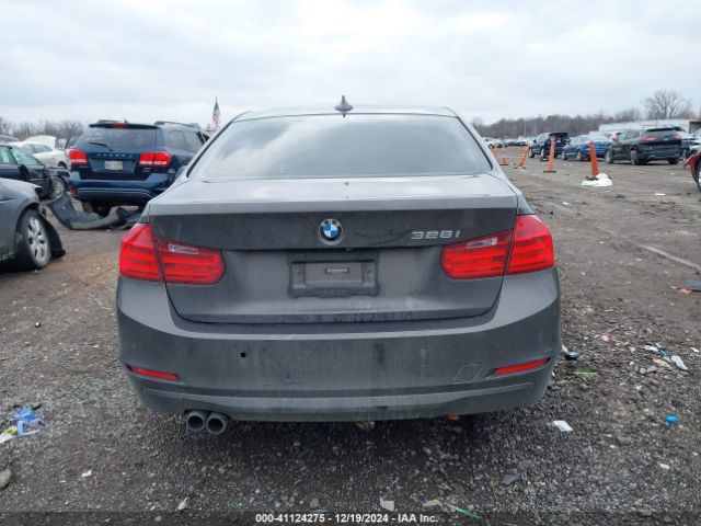 WBA3A5C57FF609300 BMW 328I