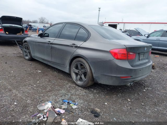 WBA3A5C57FF609300 BMW 328I