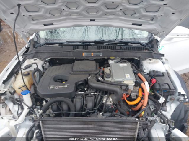 3FA6P0RU1KR110219 Ford Fusion Hybrid Titanium