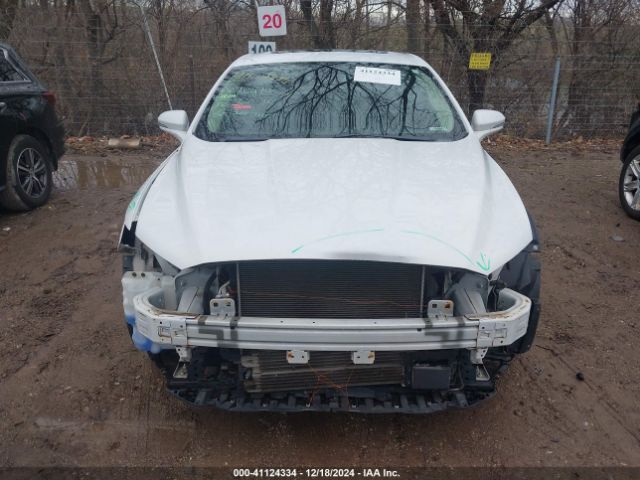 3FA6P0RU1KR110219 Ford Fusion Hybrid Titanium